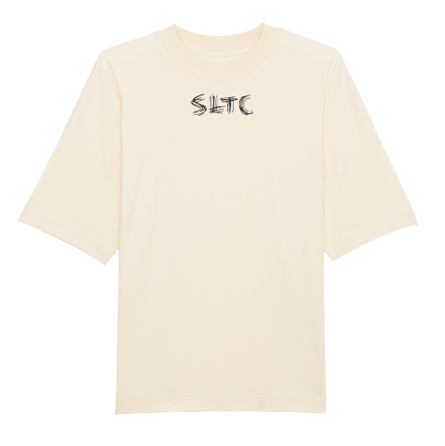 Beiges Oversized T-Shirt Look Mom von SLTC Streetwear Vorderseite